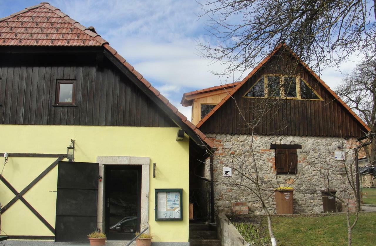 Gostel Koprivnik Pri Kocevju, Kocevski Rog Exterior foto